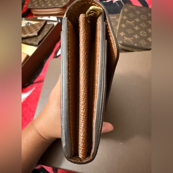 Pre-owned LV Sarah Wallet NM Monogram - Picture 7 of 9